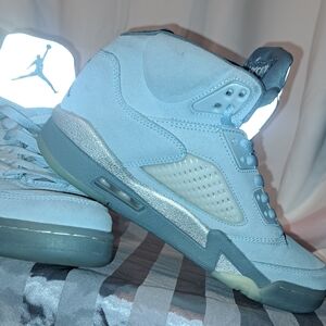 Jordan Sneakers in Light Blue and Silver